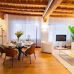Apartamento Icon Centro By Icon7 Luxury Como