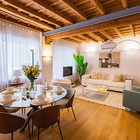 Icon Centro By Icon7 Luxury Apartment