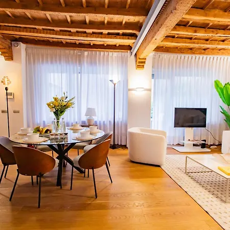 Daire Icon Centro By Icon7 Luxury Como